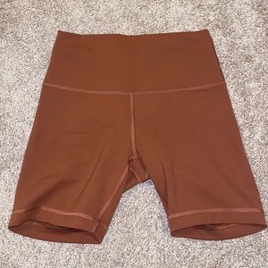 Lululemon wunder train high-rise 6” shorts